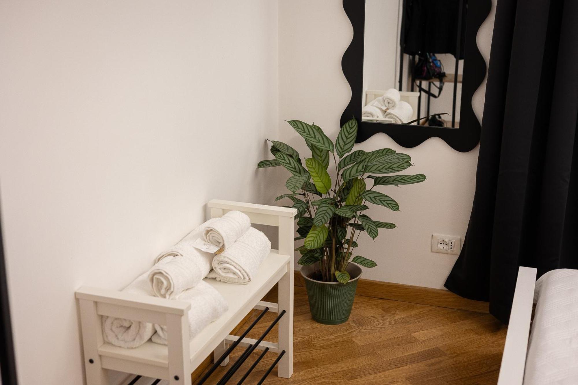 Khris Home Apartments - Trastevere Parini Roma Esterno foto